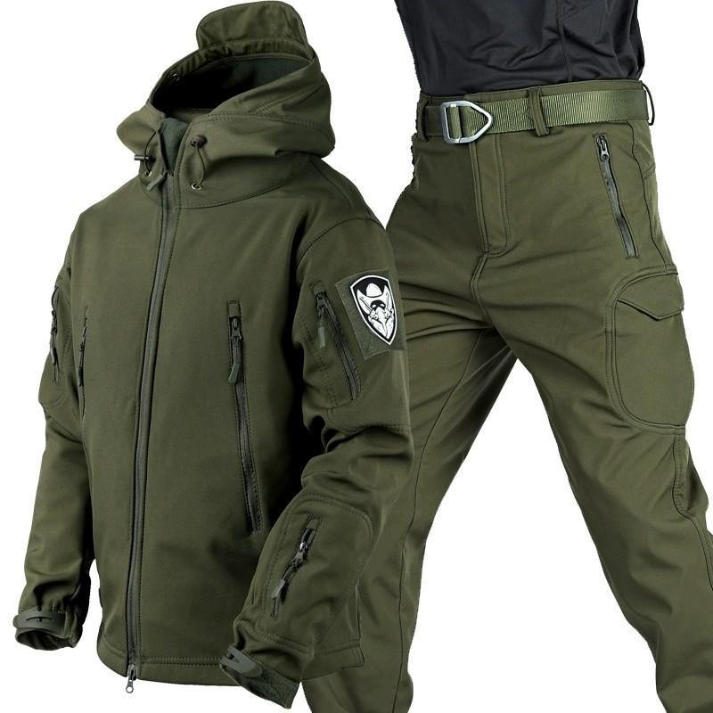 Outdoor Mountaineering Suit with Fleece Lining for Cold Weather - Model: 975093442887